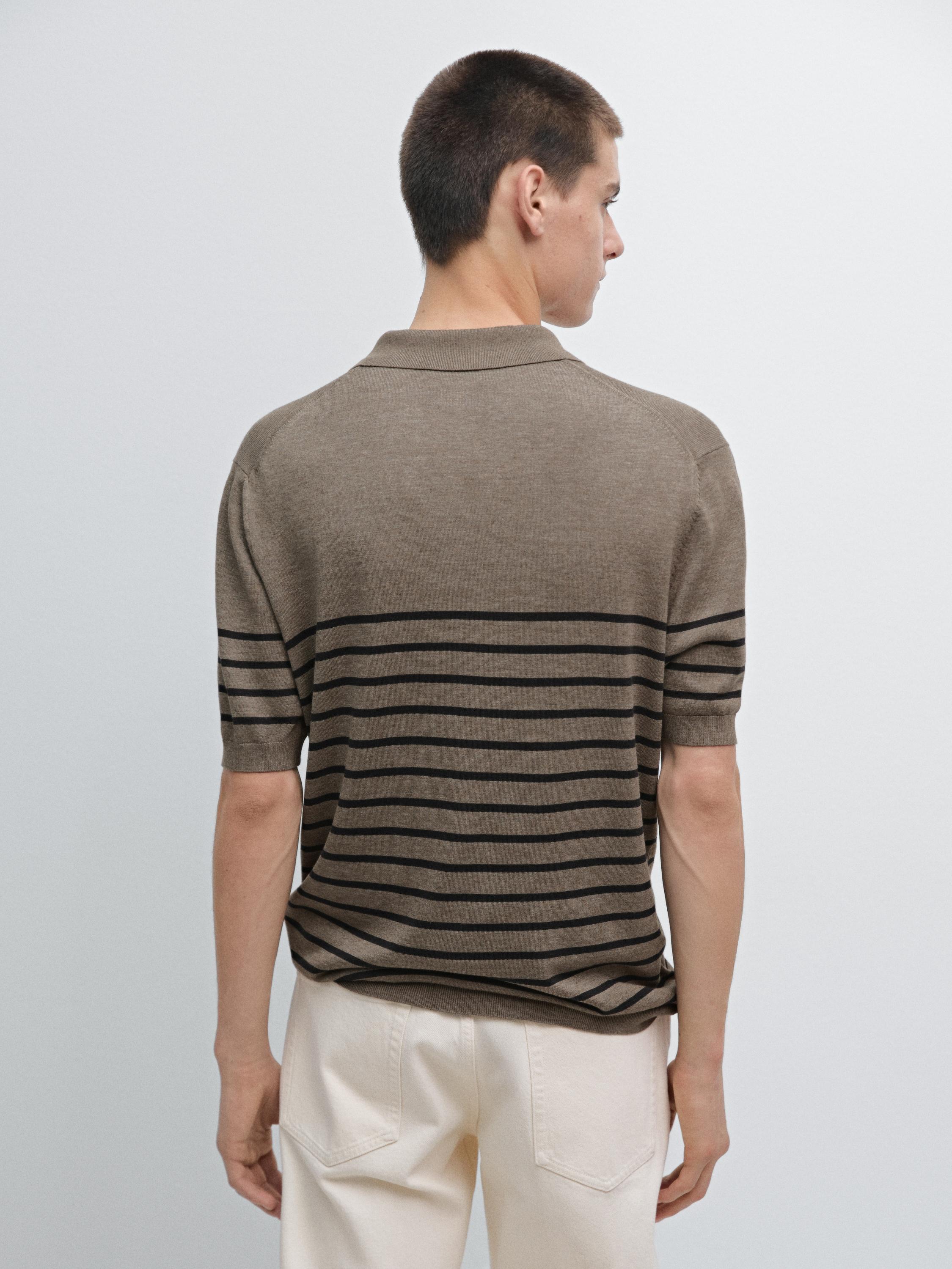 Polo en maille à rayures et manches courtes